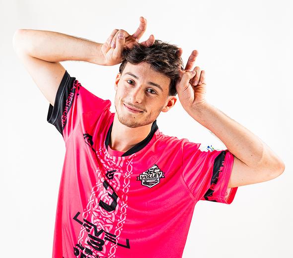 Mattéo Hallé Survol
