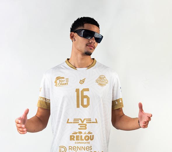 Vadim Koné Survol