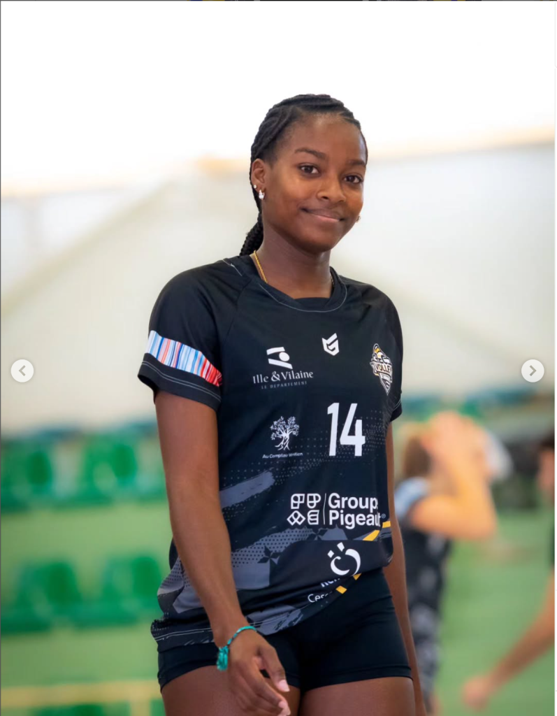 Rec Volley Face À Auray.3