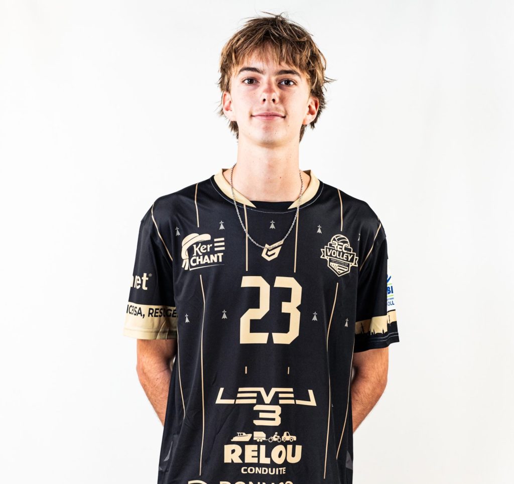 23 Liam Cliquet Cfc 1